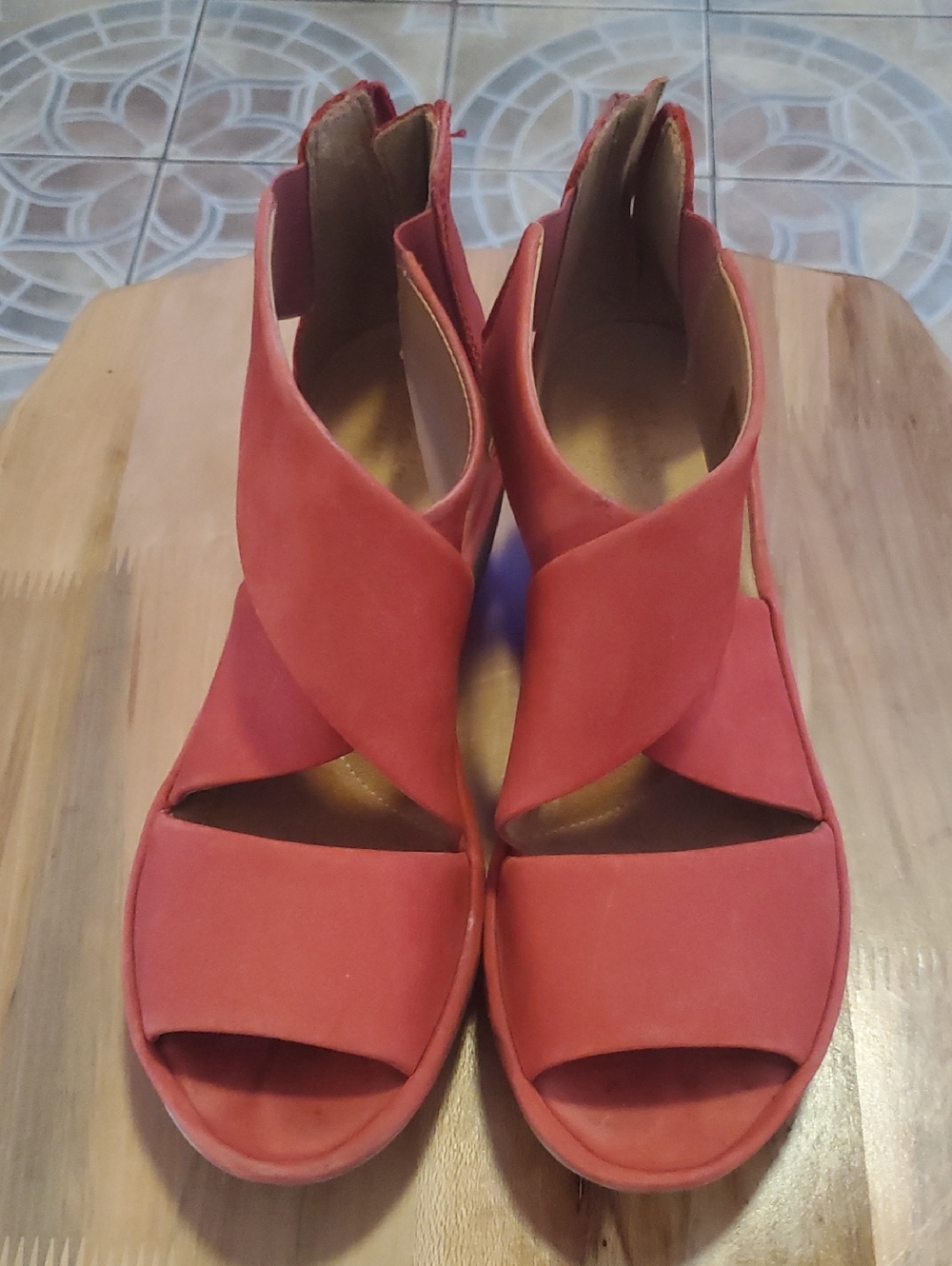 Clarks Red Cross‑Strap Open Toe Sandals